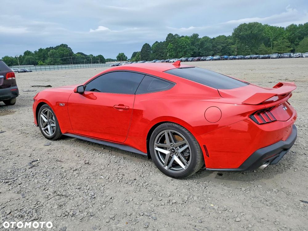 Ford Mustang - 2