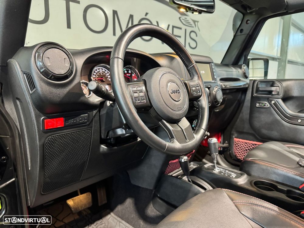 Jeep Wrangler - 29