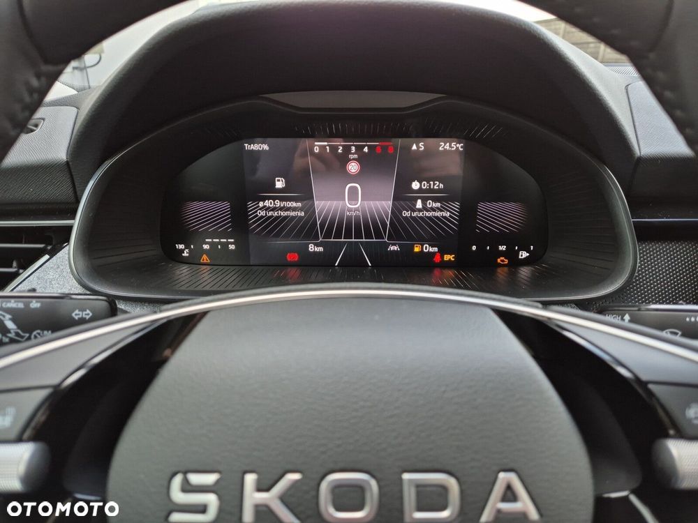 Skoda Kamiq 1.0 TSI Drive - 24