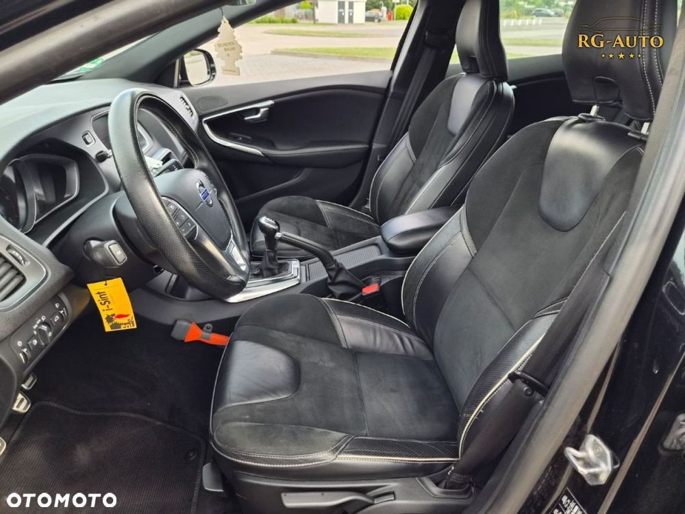 Volvo V40 - 34