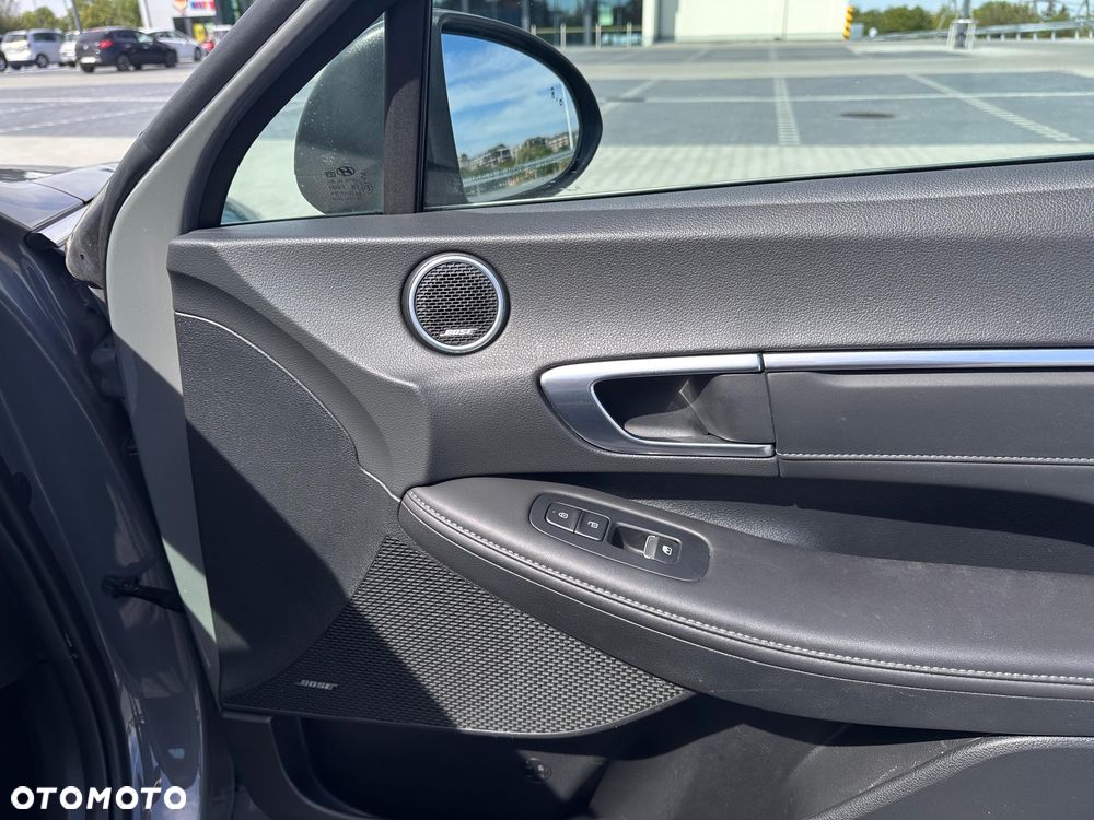 Hyundai Sonata - 13
