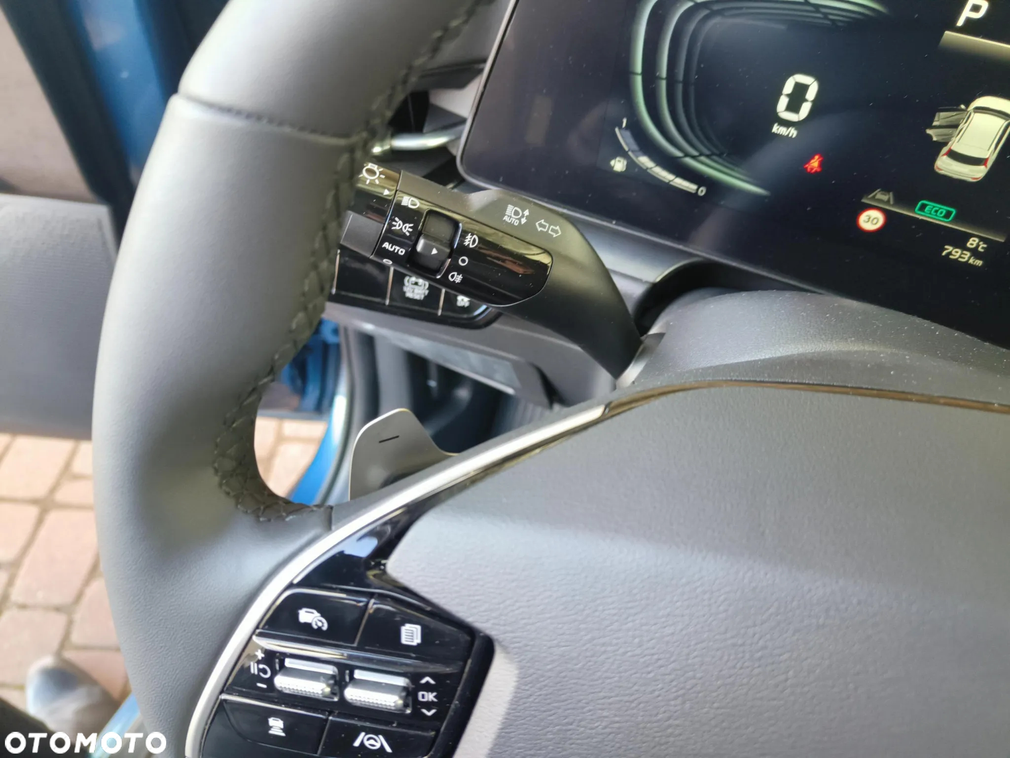 Kia Niro 1.6 GDI Hybrid L - 13
