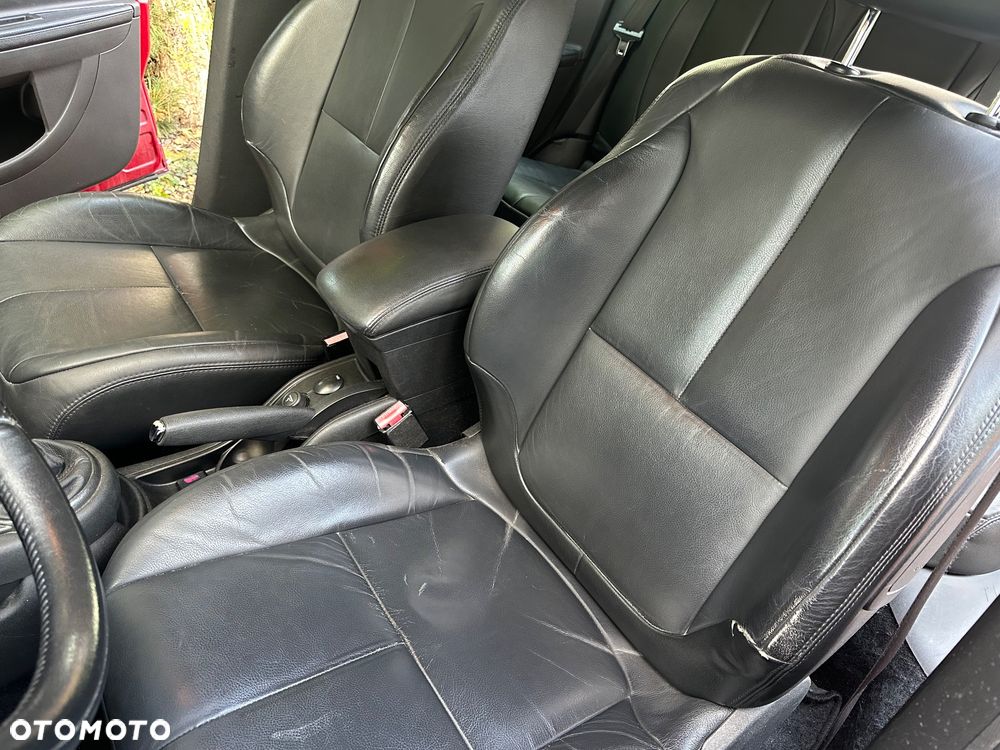 Citroën C4 2.0 HDi Exclusive - 24