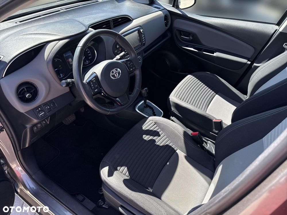 Toyota Yaris - 11