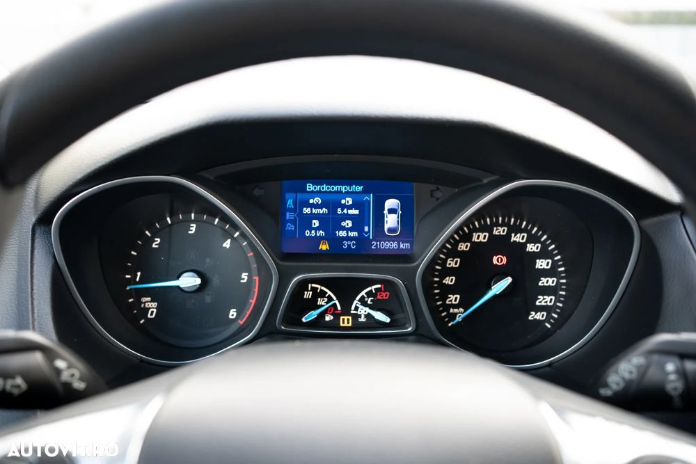 Ford Focus 1.6 TDCI DPF Champions Edition - 14