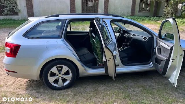 Skoda Octavia 1.4 TSI Ambition DSG - 7