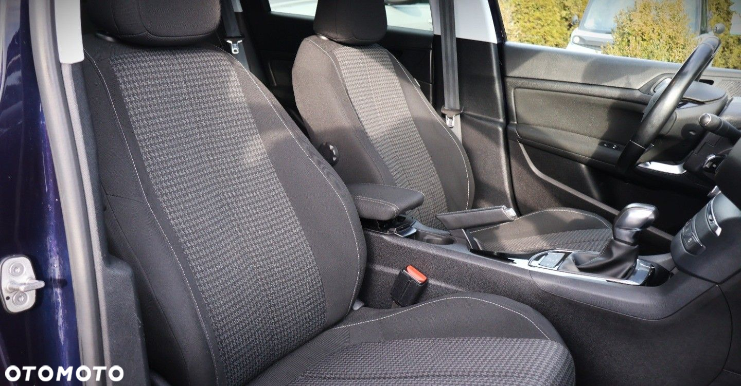 Peugeot 308 - 15