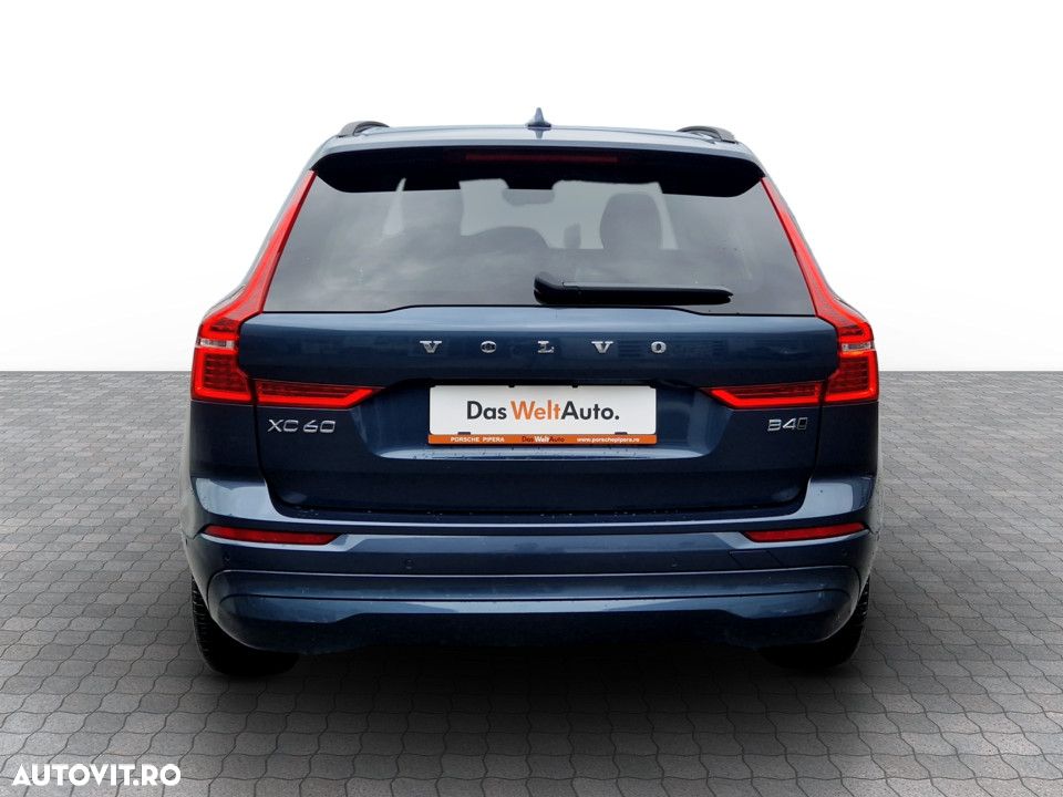 Volvo XC 60 B4 MHEV Momentum - 9