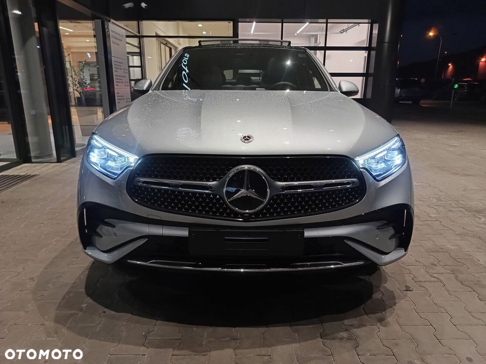Mercedes-Benz GLC - 2