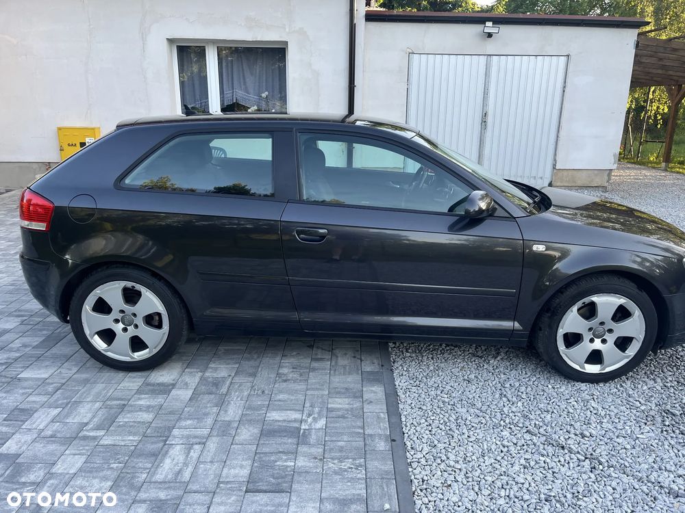 Audi A3 3-drzwiowe 2.0 TDI Attraction - 11