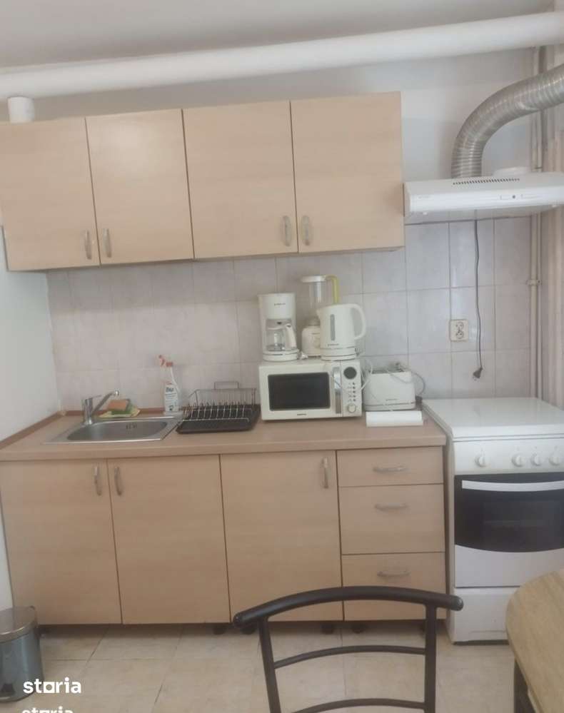 Garsoniera str Lombului, lângă Lidl, centrala termica proprie — fotografia 1