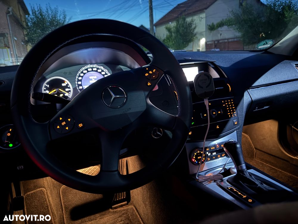 Mercedes-Benz C - 14
