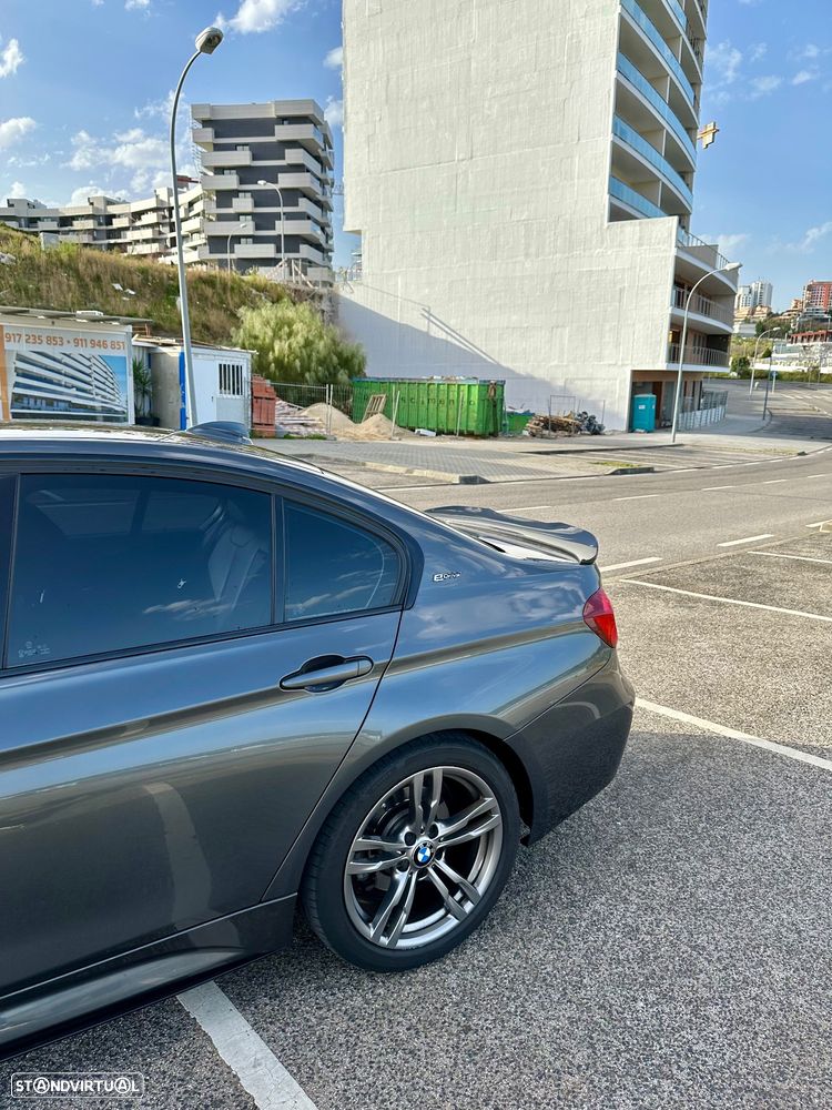 BMW 330 e iPerformance Pack M Shadow - 14