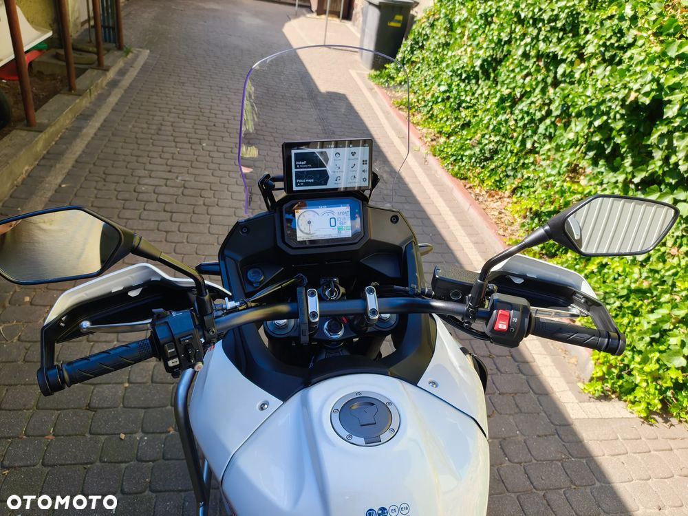 Honda XL - 9