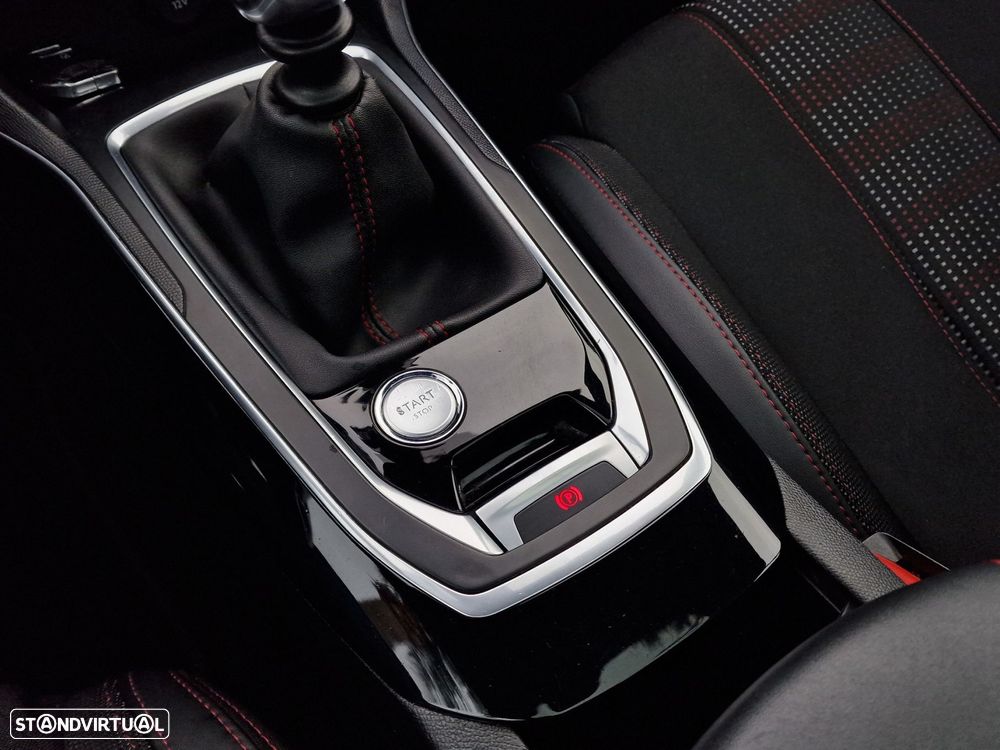 Peugeot 308 1.2 PureTech GT Line - 26