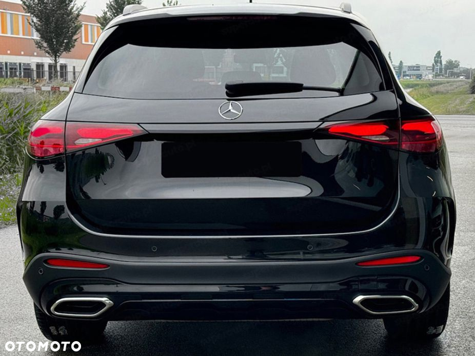 Mercedes-Benz GLC - 4
