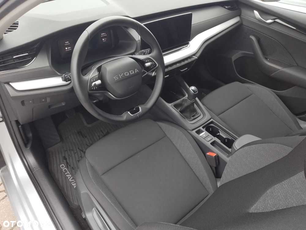 Skoda Octavia 1.5 TSI Essence - 16