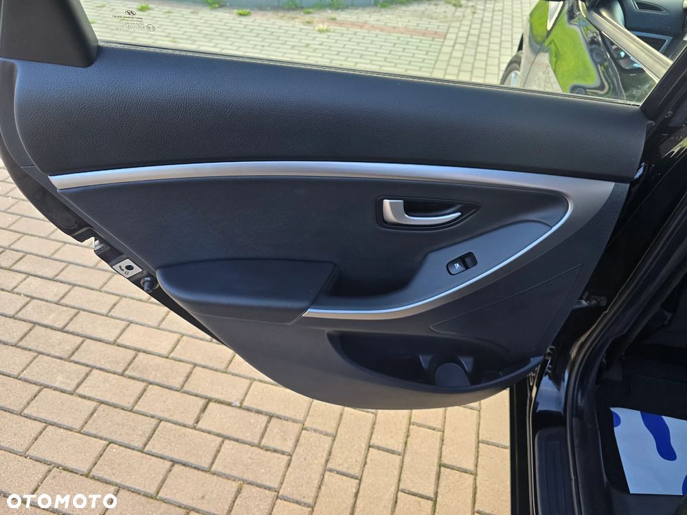 Hyundai i30 1.4 Premium - 21