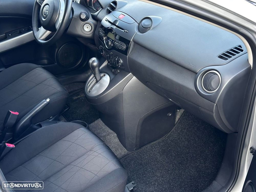 Mazda 2 1.5 MZR Activematik Center-Line - 25