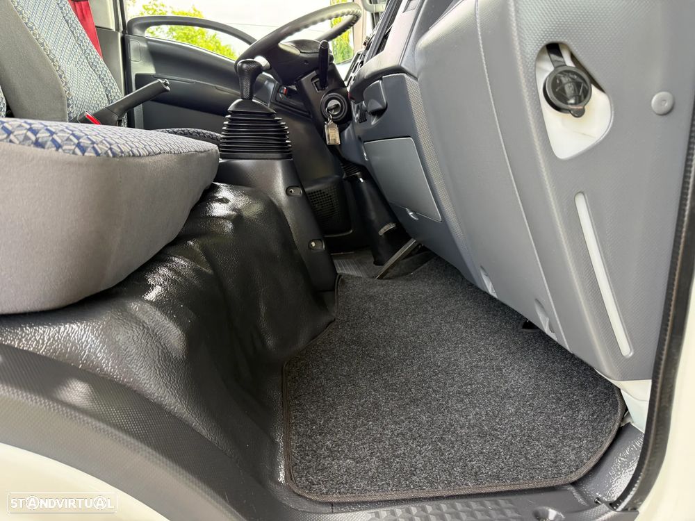 Isuzu NLR 3.0 35.150 AC ABS - 24