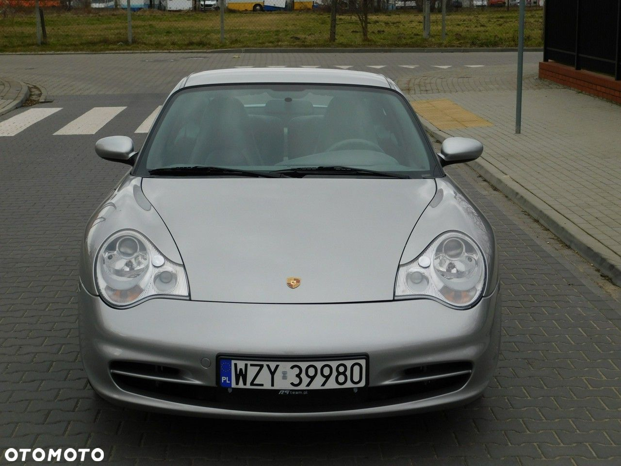 Porsche 911 Carrera - 3