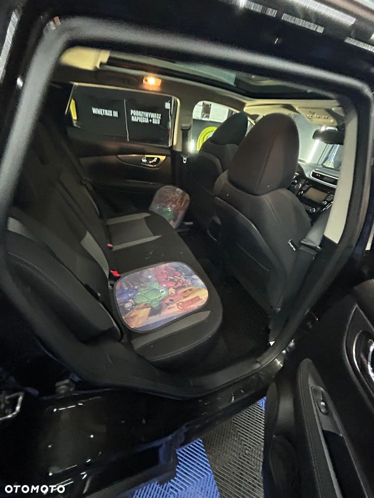 Nissan Qashqai 1.6 DIG-T N-Connecta - 8