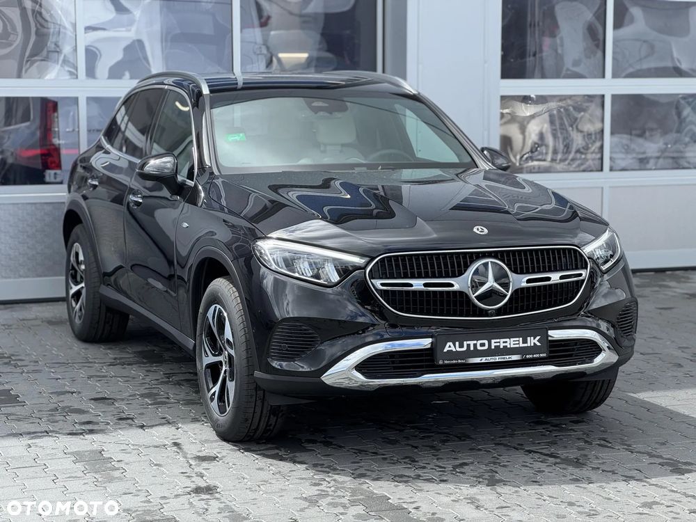 Mercedes-Benz GLC 300 e 4-Matic Avantgarde - 6