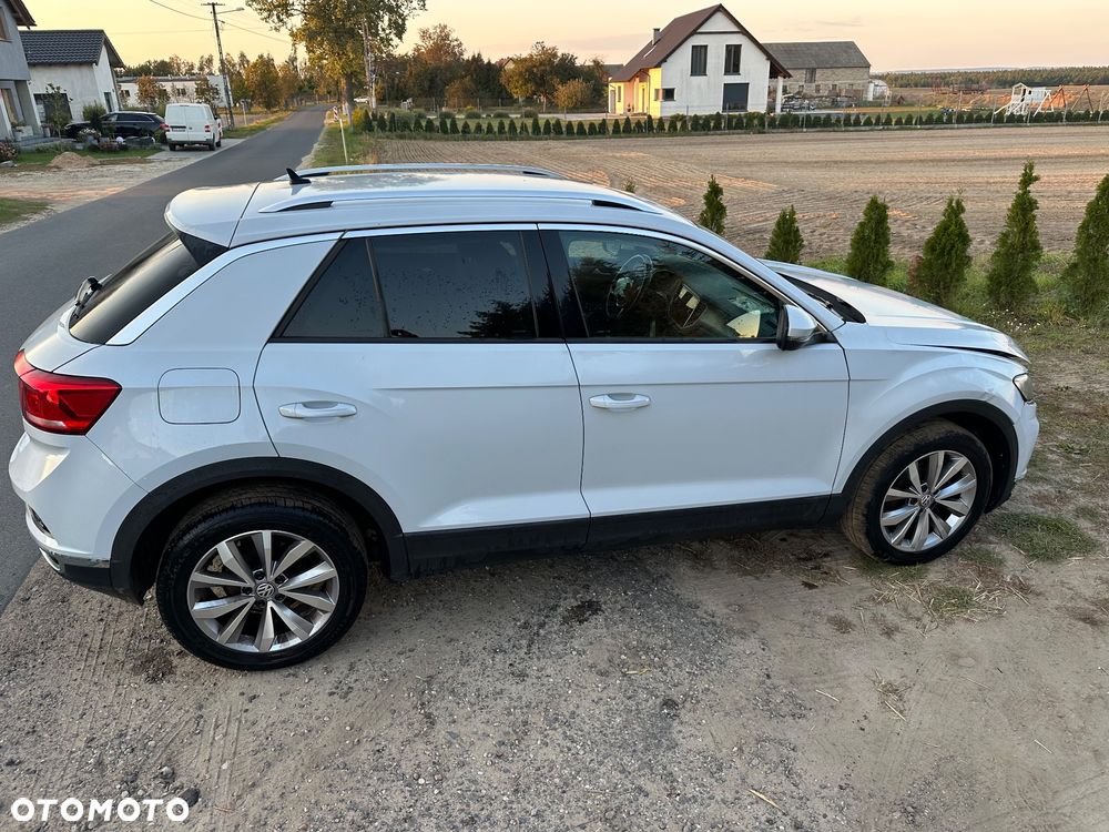 Volkswagen T-Roc 1.0 TSI OPF Style - 27