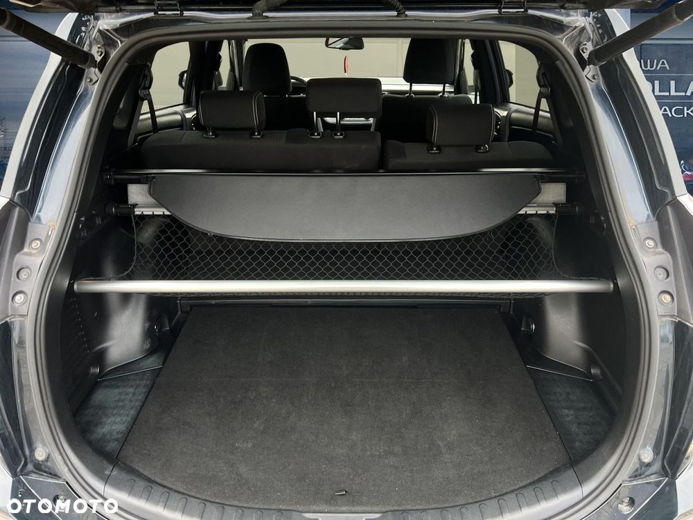 Toyota RAV4 Hybrid Premium 4x2 - 18