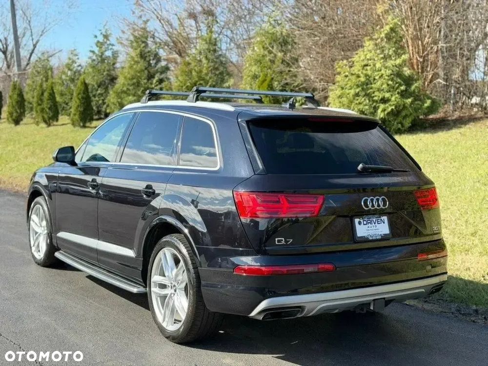 Audi Q7 - 4