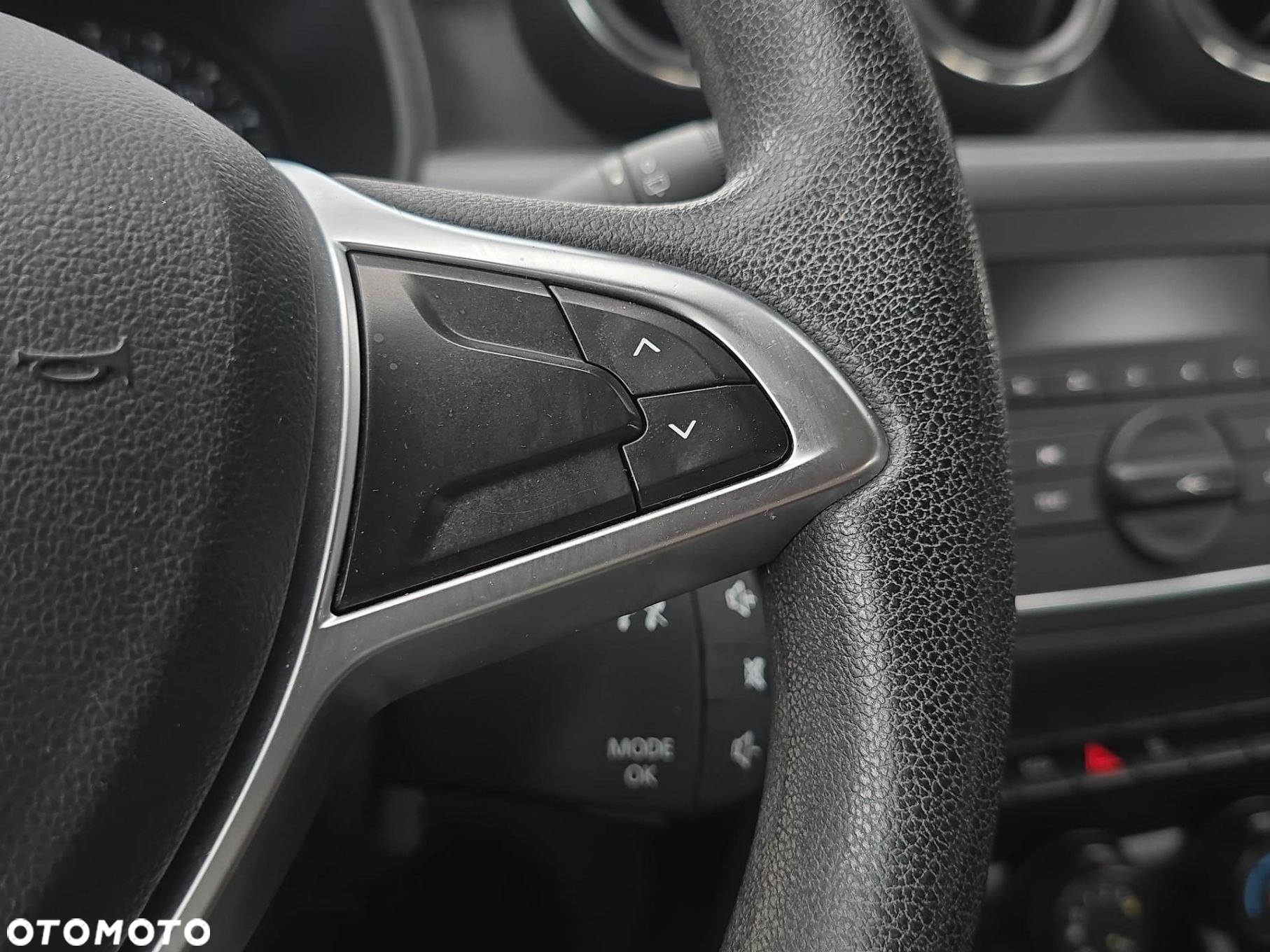 Dacia Duster 1.6 SCe Access - 18