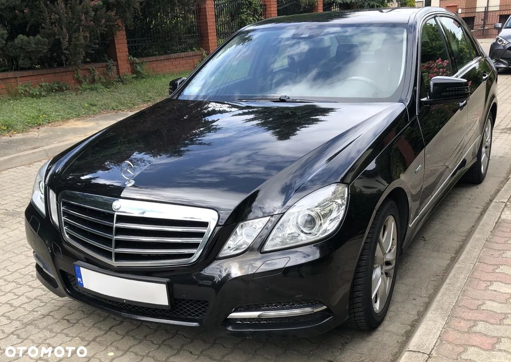 Mercedes-Benz Klasa E 220 CDI BlueEff Avantgarde - 2