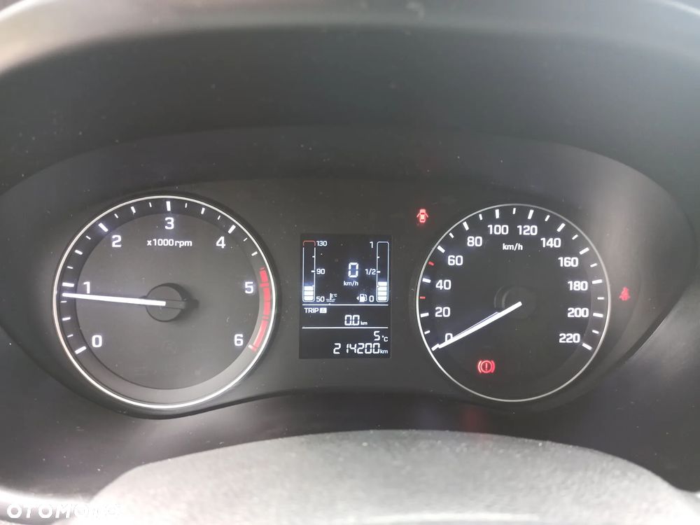 Hyundai i20 1.1 CRDi Classic + - 12