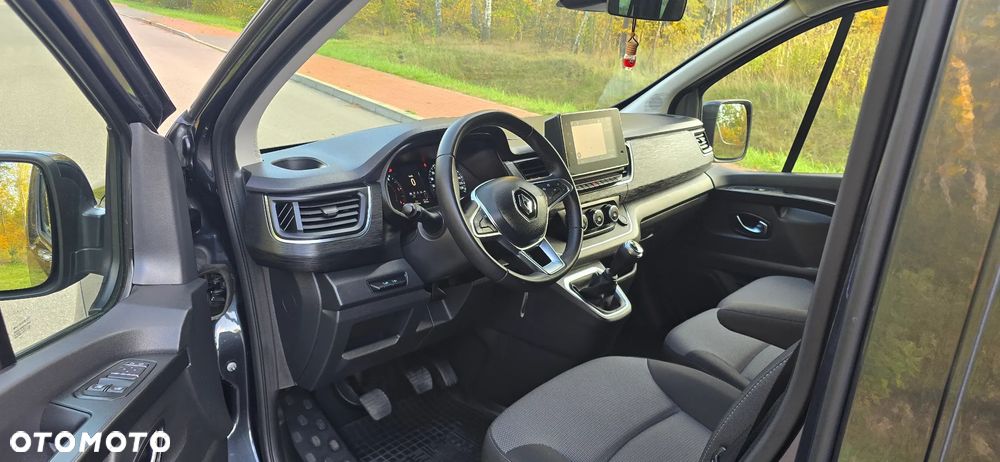 Renault Trafic - 14