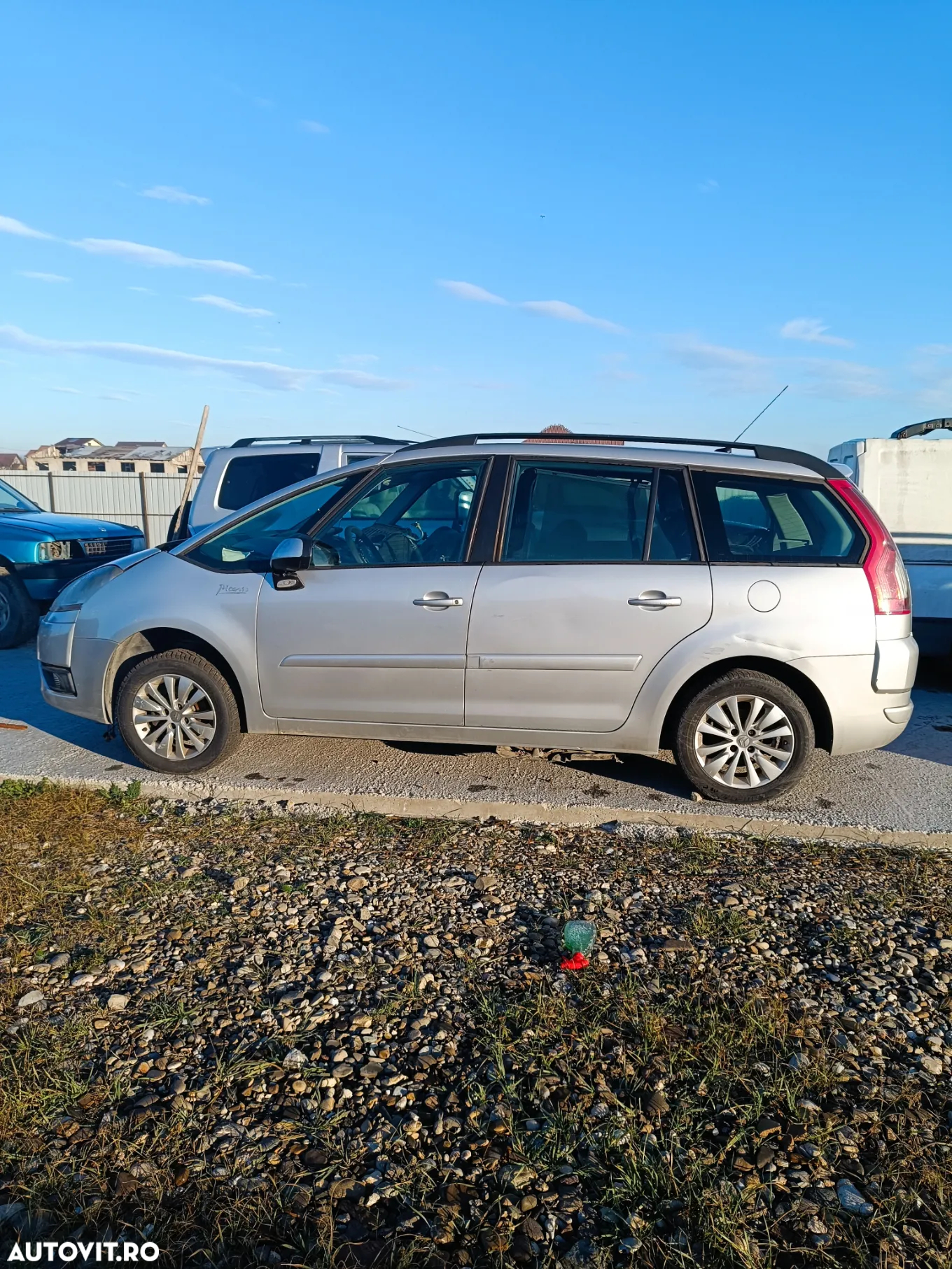 Dezmembrez Citroen C4 grand 2008 - 2