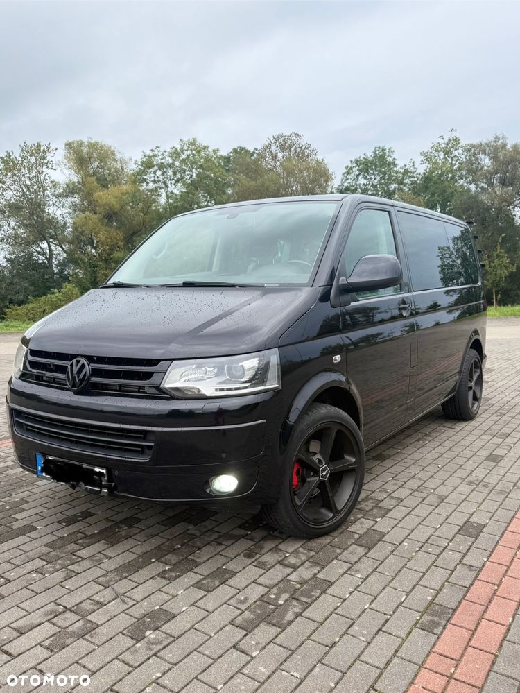 Volkswagen Multivan - 1