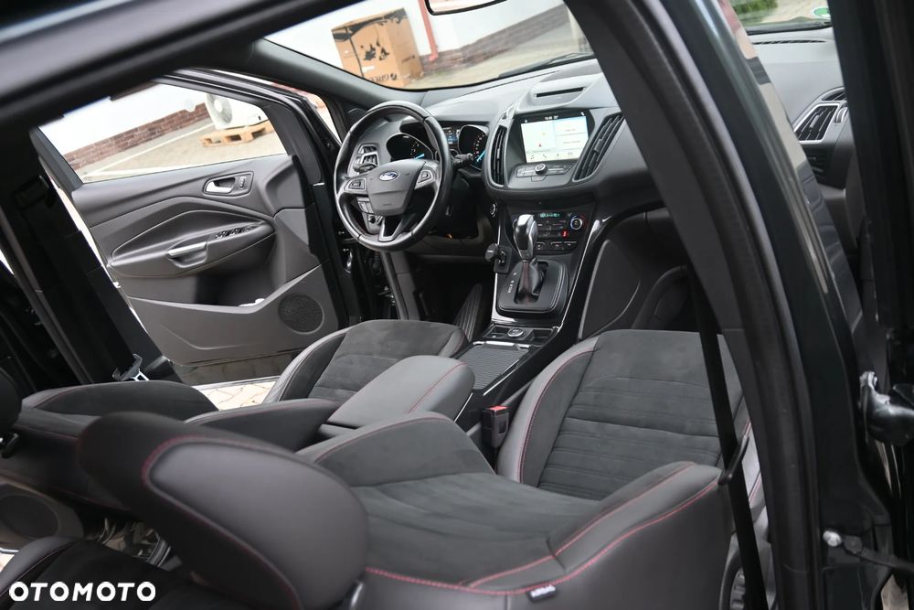 Ford Kuga 1.5 EcoBoost 4x4 ST-Line - 28