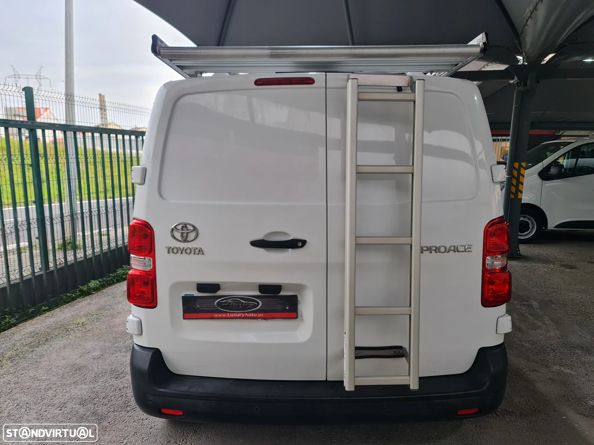 Toyota Proace 2.0 D-4D 150CV DYNAMIC * C/ Iva Incluido - 7