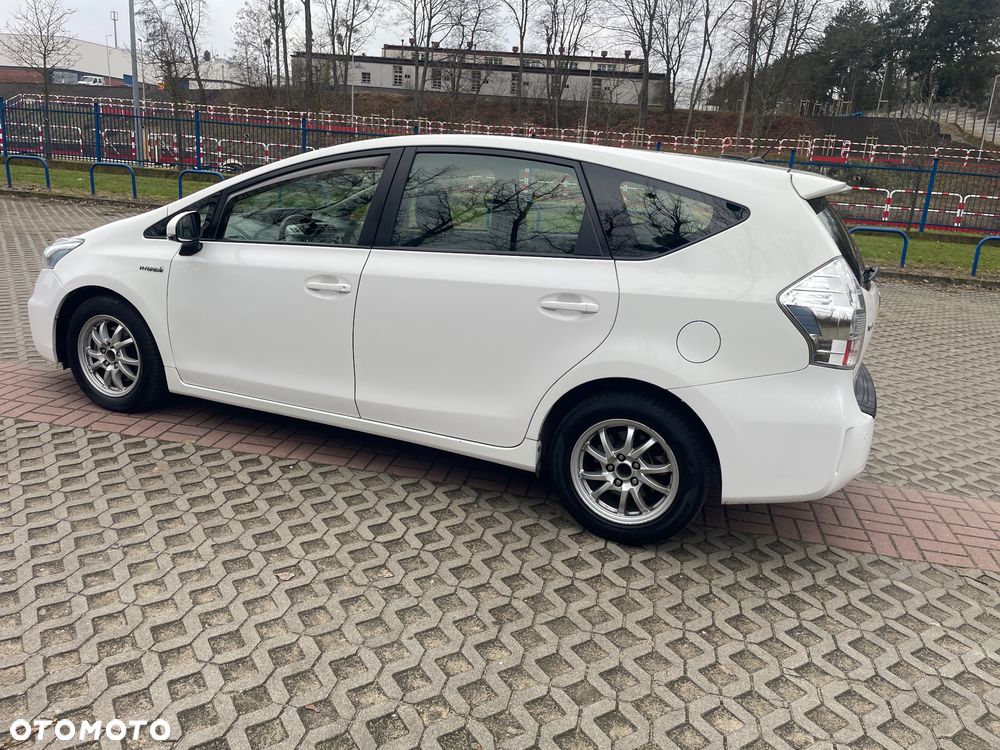Toyota Prius+ (Hybrid) - 6