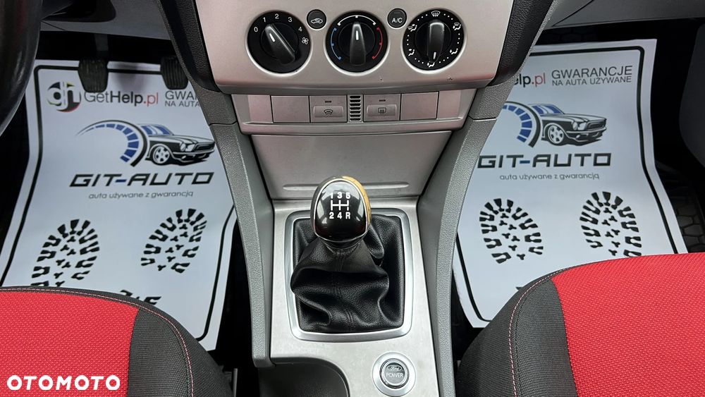 Ford Focus 1.6 Ti-VCT Black Magic - 21