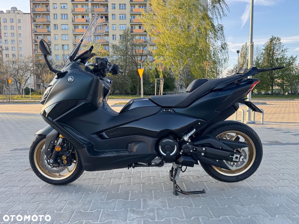 Yamaha Tmax - 4