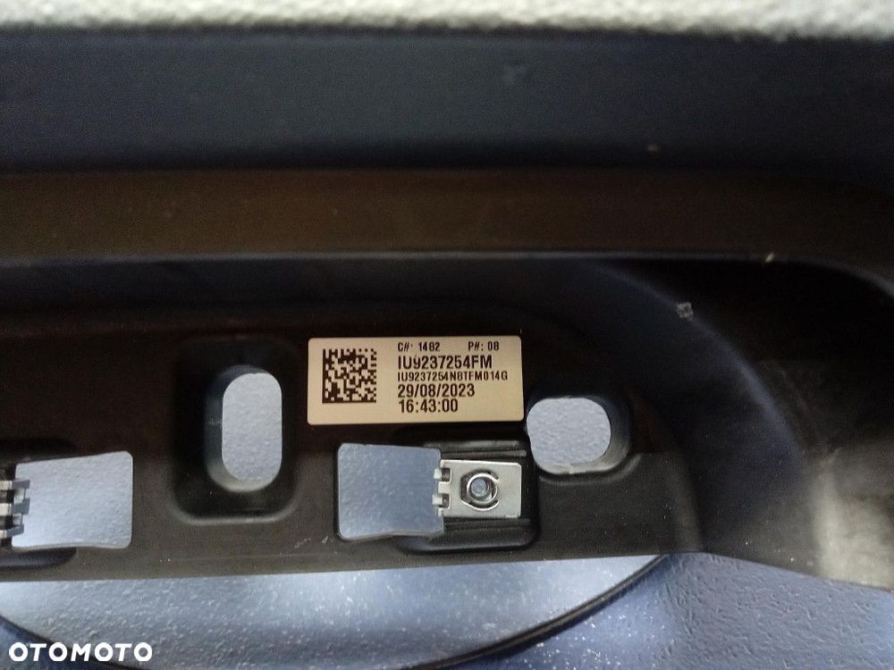 BMW IX1 X1 U11 DOLNA CZĘŚĆ DESKI ROZDZIELCZEJ KONSOLI EU 9875244 - 8