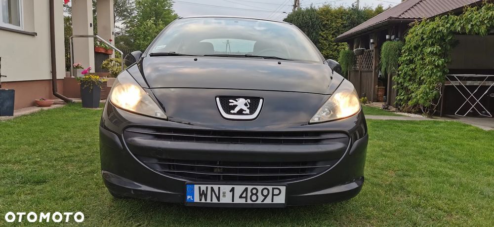 Peugeot 207 1.4 Presence Grand Prix - 22