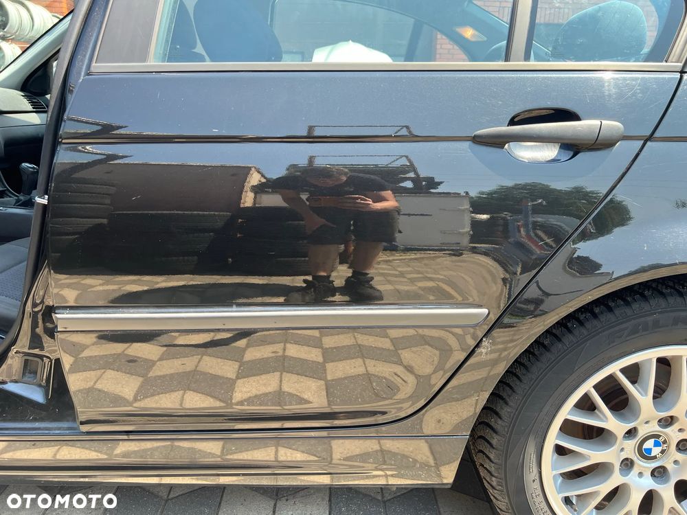 BMW E46 DRZWI LEWY TYŁ  BLACK SAPPHIRE - 1