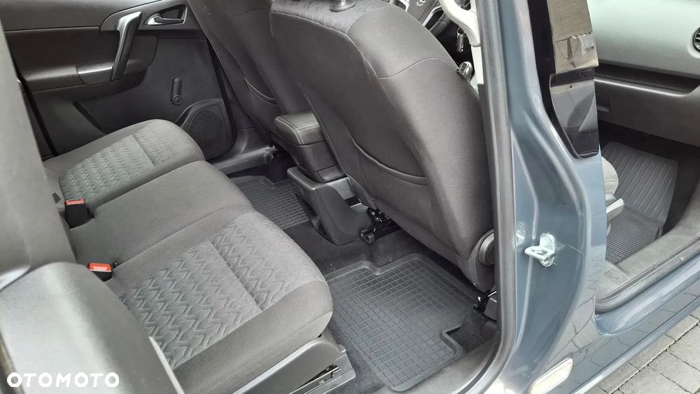 Opel Meriva - 16