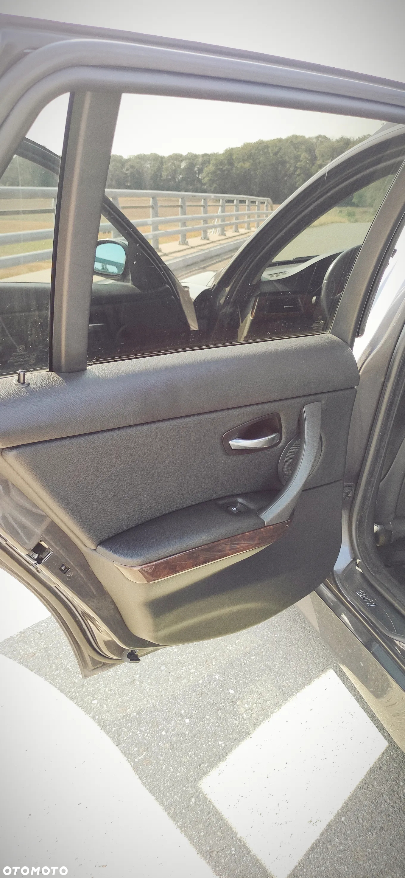 BMW Seria 3 320i - 6