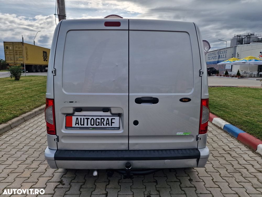Ford Transit Connect - 18
