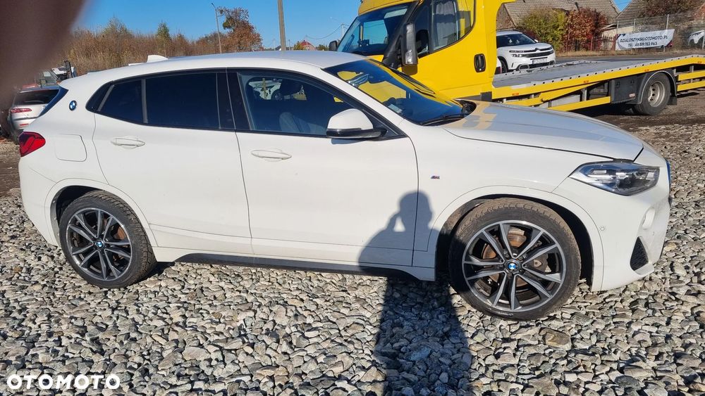 BMW X2 sDrive18i Advantage Plus - 11