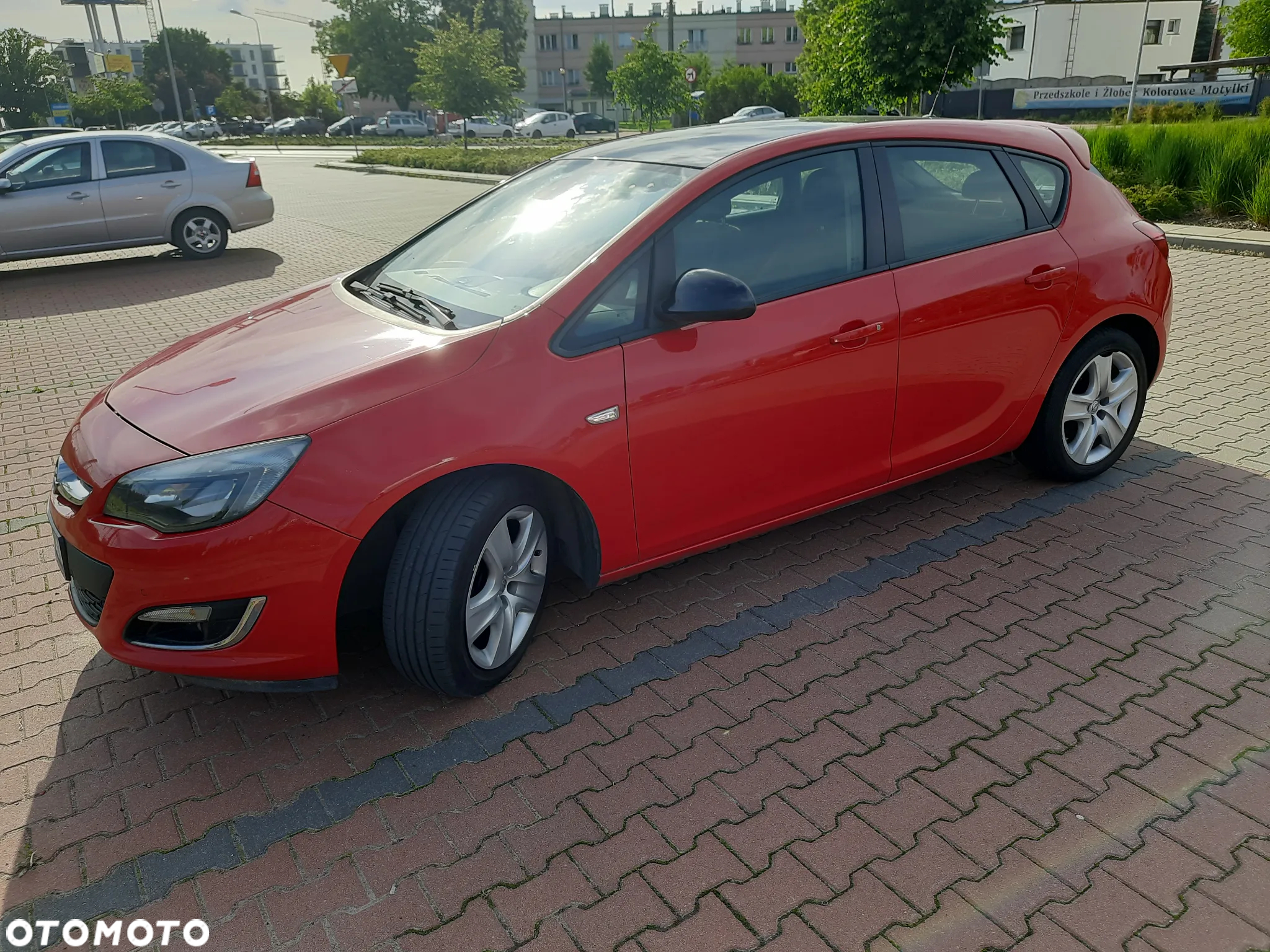 Opel Astra IV 1.4 T Cosmo EU6 - 3