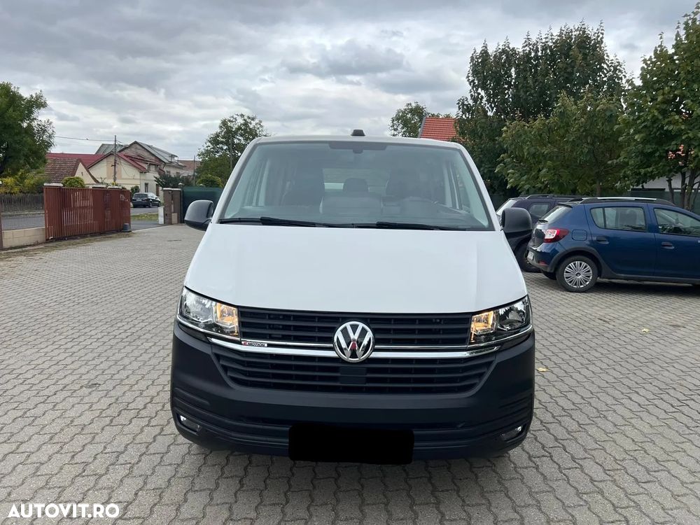 Volkswagen Caravelle - 13